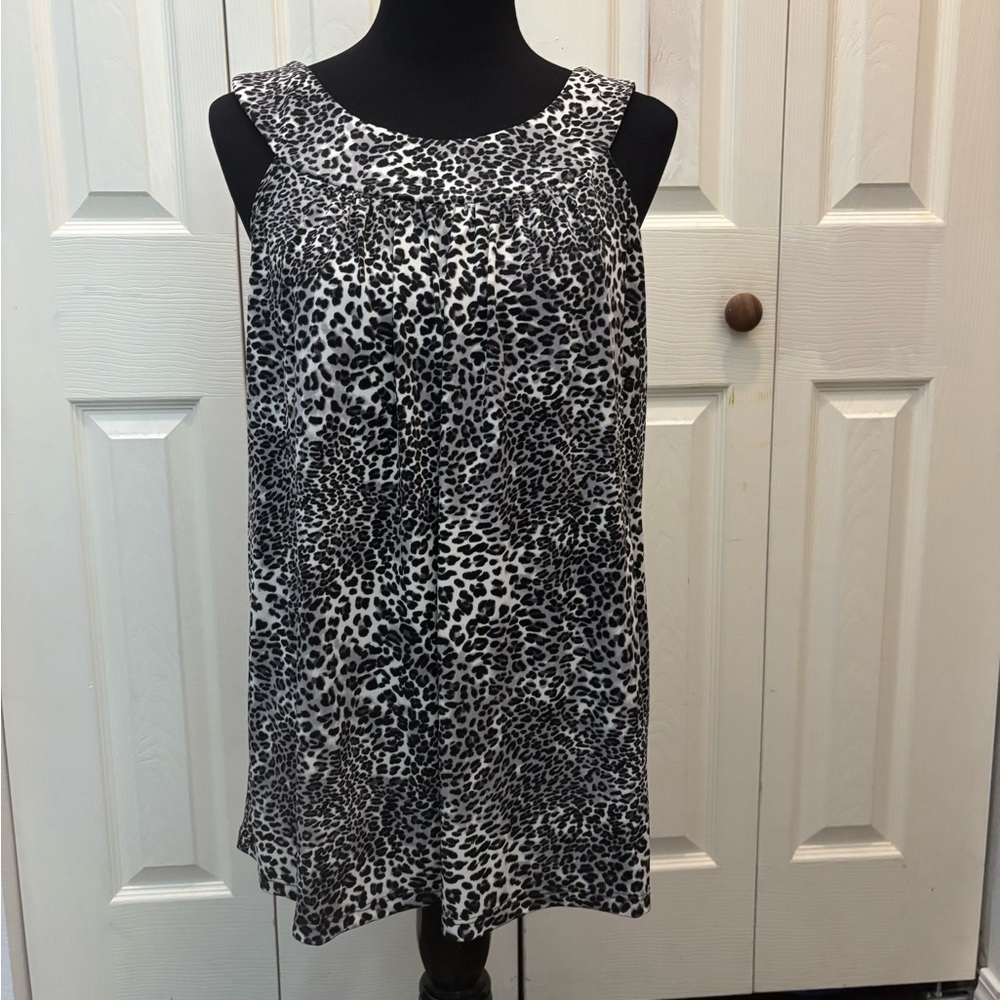 Leopard Print Sleeveless Top